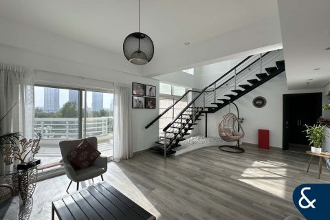 Apartamento en Jumeirah Heights, Dubai, 3 dormitorios, 260 m², № 76726 - foto 2