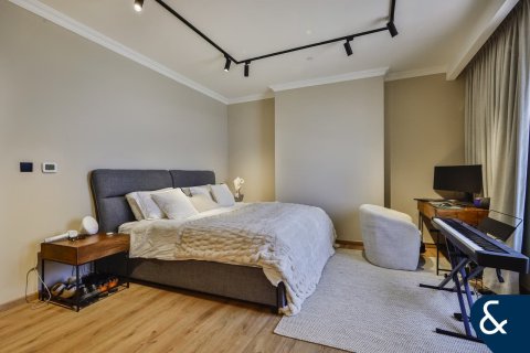 Снять в аренду квартиру в Джумейра Бич Резиденс, Дубай: 2 спальни, 136м², № 76723 - фото 11