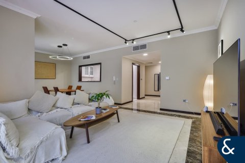 Снять в аренду квартиру в Джумейра Бич Резиденс, Дубай: 2 спальни, 136м², № 76723 - фото 4