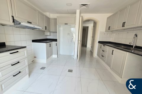 Villa in Springs 14, The Springs, Dubai 3 bedrooms, 210 sq.m. № 76721 - photo 4