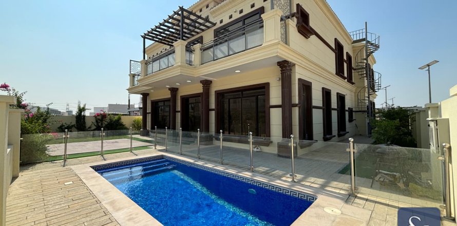 Villa en Al Furjan, Dubai, 5 dormitorios, 600 m², № 76709