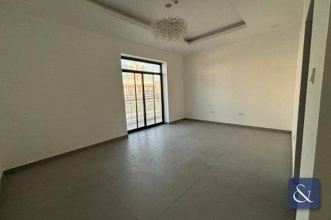Villa in Al Furjan, Dubai 5 bedrooms, 600 sq.m. № 76709 - photo 9