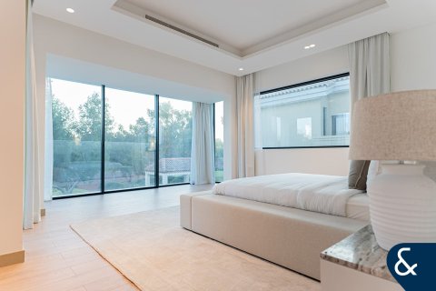Villa in Earth, Jumeirah Golf Estates, Dubai 5 bedrooms, 836 sq.m. № 76717 - photo 14
