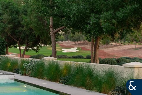 Villa in Earth, Jumeirah Golf Estates, Dubai 5 bedrooms, 836 sq.m. № 76717 - photo 5