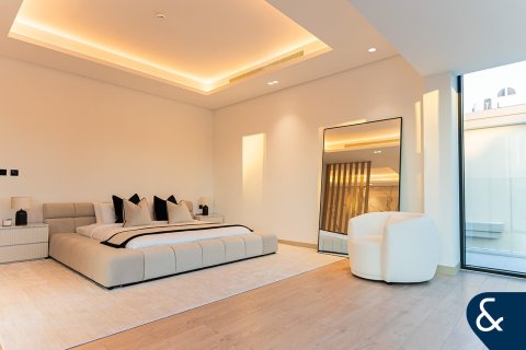 Villa in Earth, Jumeirah Golf Estates, Dubai 5 bedrooms, 836 sq.m. № 76717 - photo 10