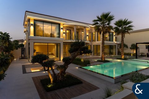 Villa in Earth, Jumeirah Golf Estates, Dubai 5 bedrooms, 836 sq.m. № 76717 - photo 3