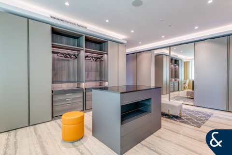 Apartment in Business Bay, Dubai 1 bedroom, 350 sq.m. № 76708 - photo 18