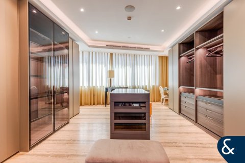 Apartment in Business Bay, Dubai 1 bedroom, 350 sq.m. № 76708 - photo 15