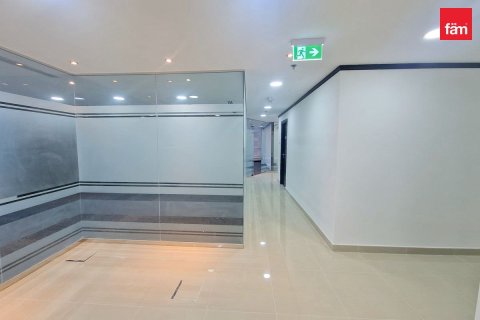 Oficina en Dubai, 181.5 m², № 77683 - foto 9