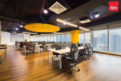 Oficina en Dubai, 102.3 m², № 77682 - foto 9