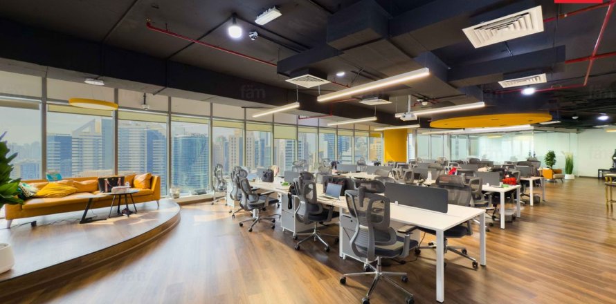 Oficina en Dubai, 102.3 m², № 77682