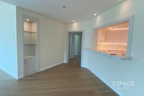 Apartment in Palm Jumeirah, Dubai 3 bedrooms, 201 sq.m. № 62024 - photo 4
