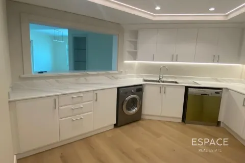 Apartment in Palm Jumeirah, Dubai 3 bedrooms, 201 sq.m. № 62024 - photo 3