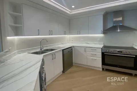 Apartment in Palm Jumeirah, Dubai 3 bedrooms, 201 sq.m. № 62024 - photo 2