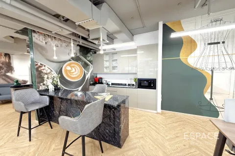 Office in Jumeirah Lake Towers, Dubai 111 sq.m. № 62042 - photo 6