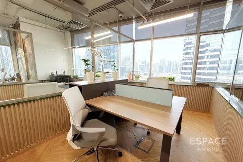 Office in Jumeirah Lake Towers, Dubai 111 sq.m. № 62042 - photo 9