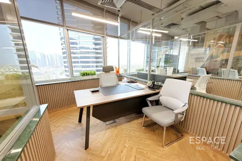 Office in Jumeirah Lake Towers, Dubai 111 sq.m. № 62042 - photo 10