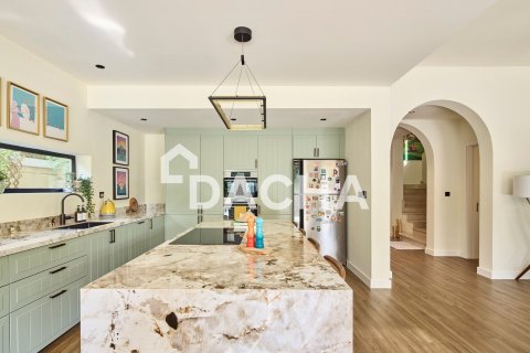 Villa en Jumeirah Village Triangle, Dubai, 2 dormitorios, 280 m², № 104688 - foto 26