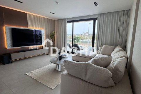 Квартира в Nad Al Sheba 1, Nadd Al Sheba, Дубай, 2 спальни, 132м², № 104689