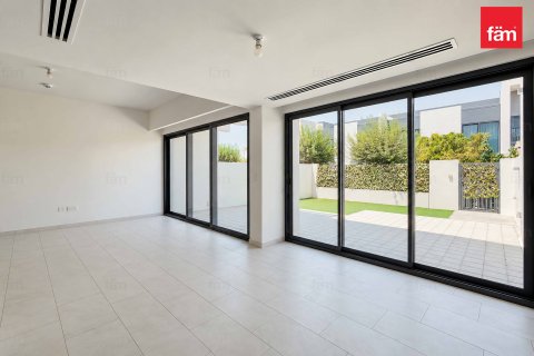 فيلا في دبي 3 غرف نوم, 161 م² رقم 139723 - صورة 2
