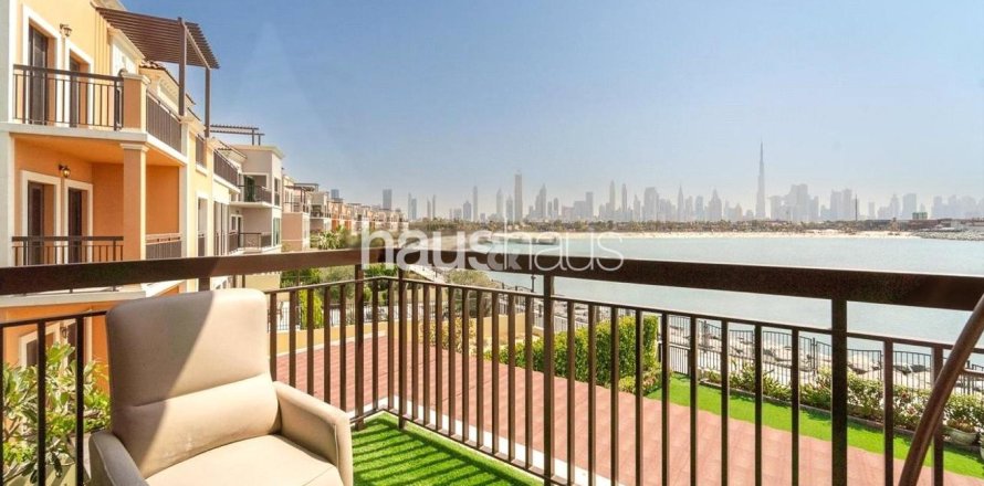 Adosado en La Mer, Jumeirah, Dubai, 5 dormitorios, 686 m², № 43753