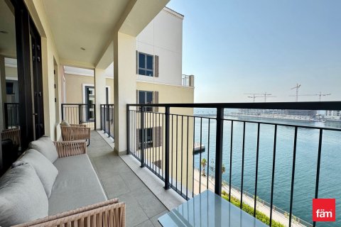 Снять в аренду квартиру в Дубае: 2 спальни, 118.7м², № 60316 - фото 1