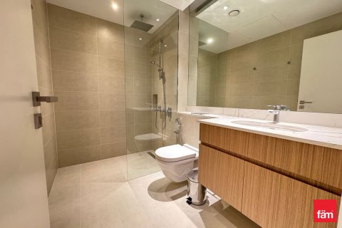 Снять в аренду квартиру в Дубае: 2 спальни, 118.7м², № 60316 - фото 14