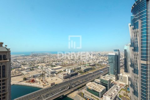 Apartment in Al Habtoor City, Business Bay, Dubai 3 bedrooms, 180 sq.m. № 86251 - photo 3