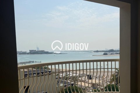 Apartamento en Shoreline Apartments, Palm Jumeirah, Dubai, 2 dormitorios, 185.53 m², № 120997
