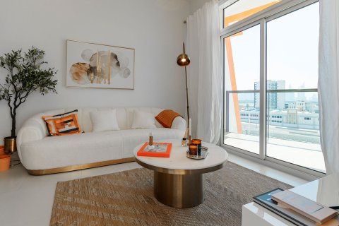 Apartment in BINGHATTI GATEWAY APARTMENTS in Al Jaddaf, Dubai 1 bedroom, 89 sq.m. № 30156 - photo 1