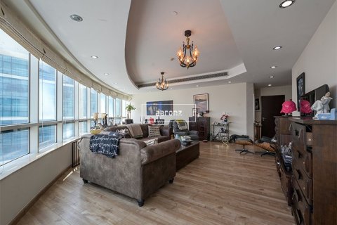 Apartment in Dubai Marina, Dubai 4 bedrooms, 227.7 sq.m. № 18216 - photo 1