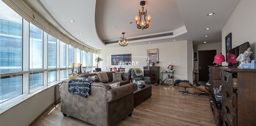 Apartment in Dubai Marina, Dubai 4 bedrooms, 227.7 sq.m. № 18216