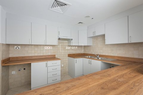 Apartment in Dubai Marina, Dubai 3 bedrooms, 176.3 sq.m. № 18217 - photo 8