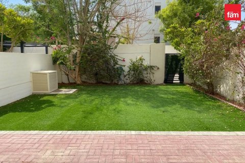 Villa en Town Square, Dubai, 3 dormitorios, 220.3 m², № 125036 - foto 14