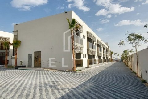 Building in Dubai 4792 sq.m. № 38805 - photo 9