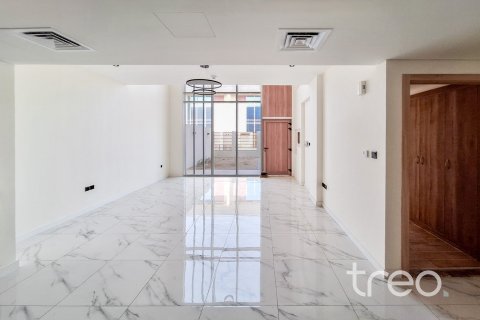 Villa à Rukan, Dubai, 3 chambres, 124.21 m², № 119614