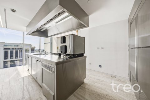 Apartamento en Palm Jumeirah, Dubai, 5 dormitorios, 626.72 m², № 123488 - foto 18