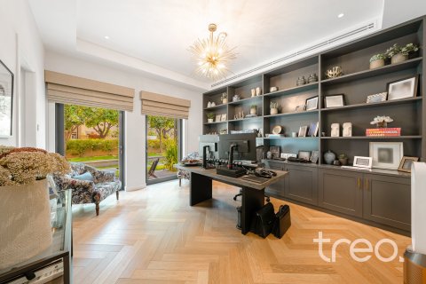 Villa en Arabian Ranches, Dubai, 6 dormitorios, 743.22 m², № 123487 - foto 29