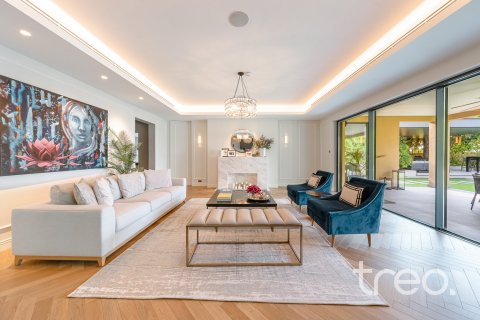 Villa en Arabian Ranches, Dubai, 6 dormitorios, 743.22 m², № 123487 - foto 4