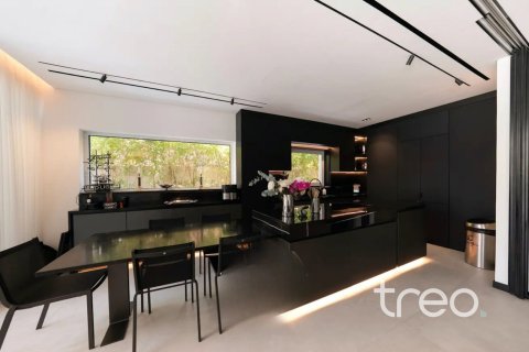 Villa à Arabian Ranches, Dubai, 6 chambres, 485.88 m², № 123491 - photo 4