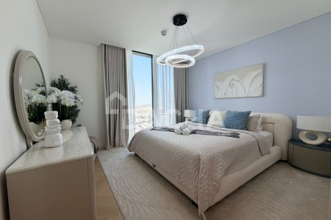 Apartment in Sobha Hartland, Mohammed Bin Rashid City, Dubai 2 bedrooms, 97 sq.m. № 123196 - photo 2