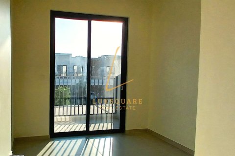 Villa in EMAAR South, Dubai South (Dubai World Central), Dubai 3 bedrooms, 141 sq.m. № 123198 - photo 12