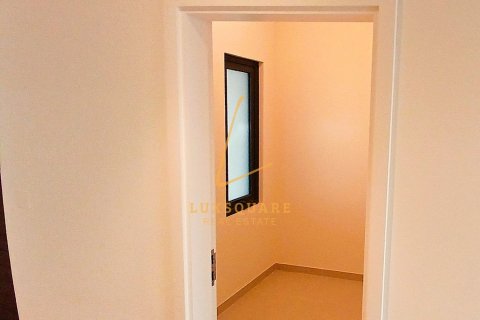Villa in EMAAR South, Dubai South (Dubai World Central), Dubai 3 bedrooms, 141 sq.m. № 123198 - photo 7
