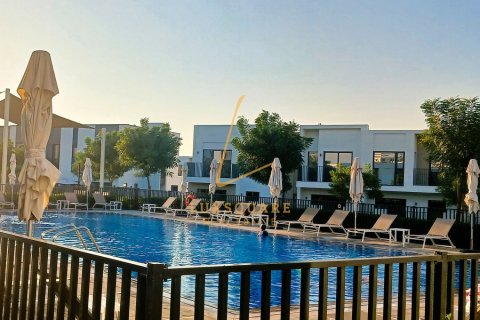 Villa in EMAAR South, Dubai South (Dubai World Central), Dubai 3 bedrooms, 141 sq.m. № 123198 - photo 27