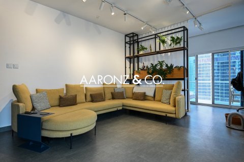 Apartamento en Jumeirah Lake Towers, Dubai, 1 dormitorio, 132 m², № 78340 - foto 2