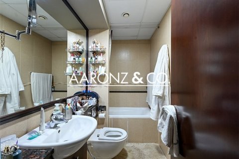 Apartamento en Jumeirah Lake Towers, Dubai, 1 dormitorio, 103.3 m², № 78339 - foto 7