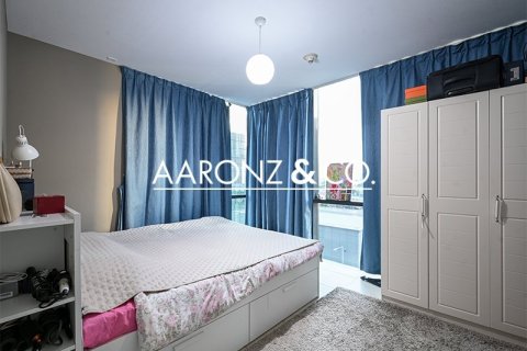 Apartamento en Jumeirah Lake Towers, Dubai, 1 dormitorio, 103.3 m², № 78339 - foto 4