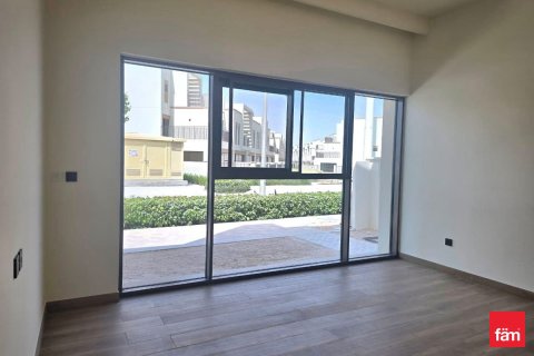 فيلا في دبي 6 غرف نوم , 471 م² رقم 112925 - صورة 9