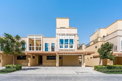 Townhouse in Damac Lagoons, Dubai 4 bedrooms, 144 sq.m. № 143097 - photo 24