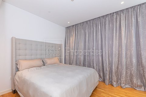 Apartment in Dubai 3 bedrooms, 191.4 sq.m. № 123890 - photo 11